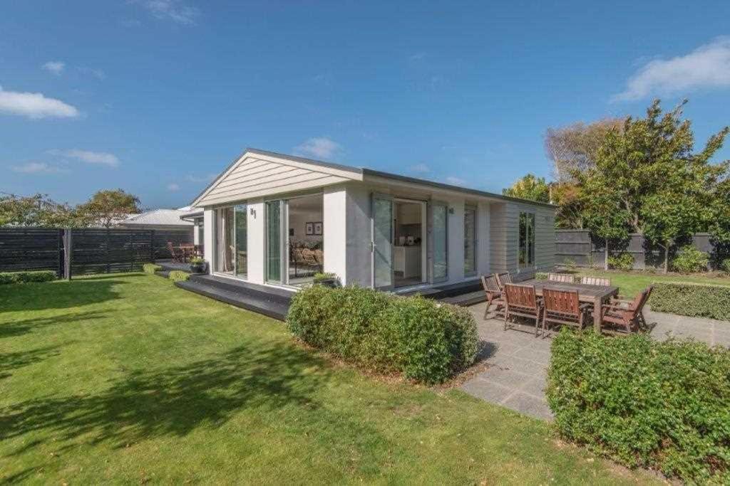 Bed & Breakfast In The Heart Of Fendalton Крайстчёрч Экстерьер фото